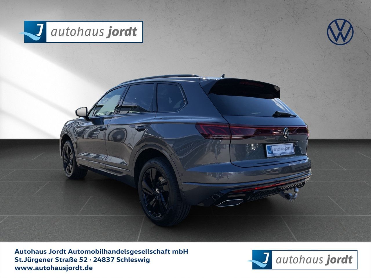 Volkswagen Touareg 3.0 TDI SCR R-Line FINAL EDITION foto 3