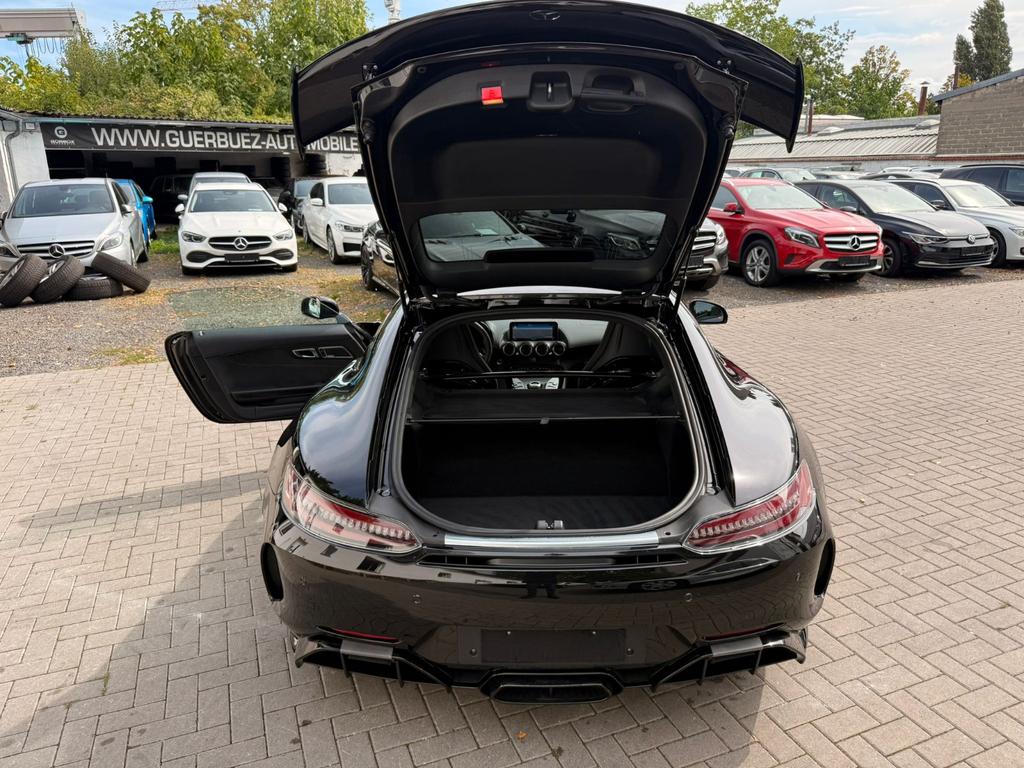 Mercedes-Benz AMG GT R