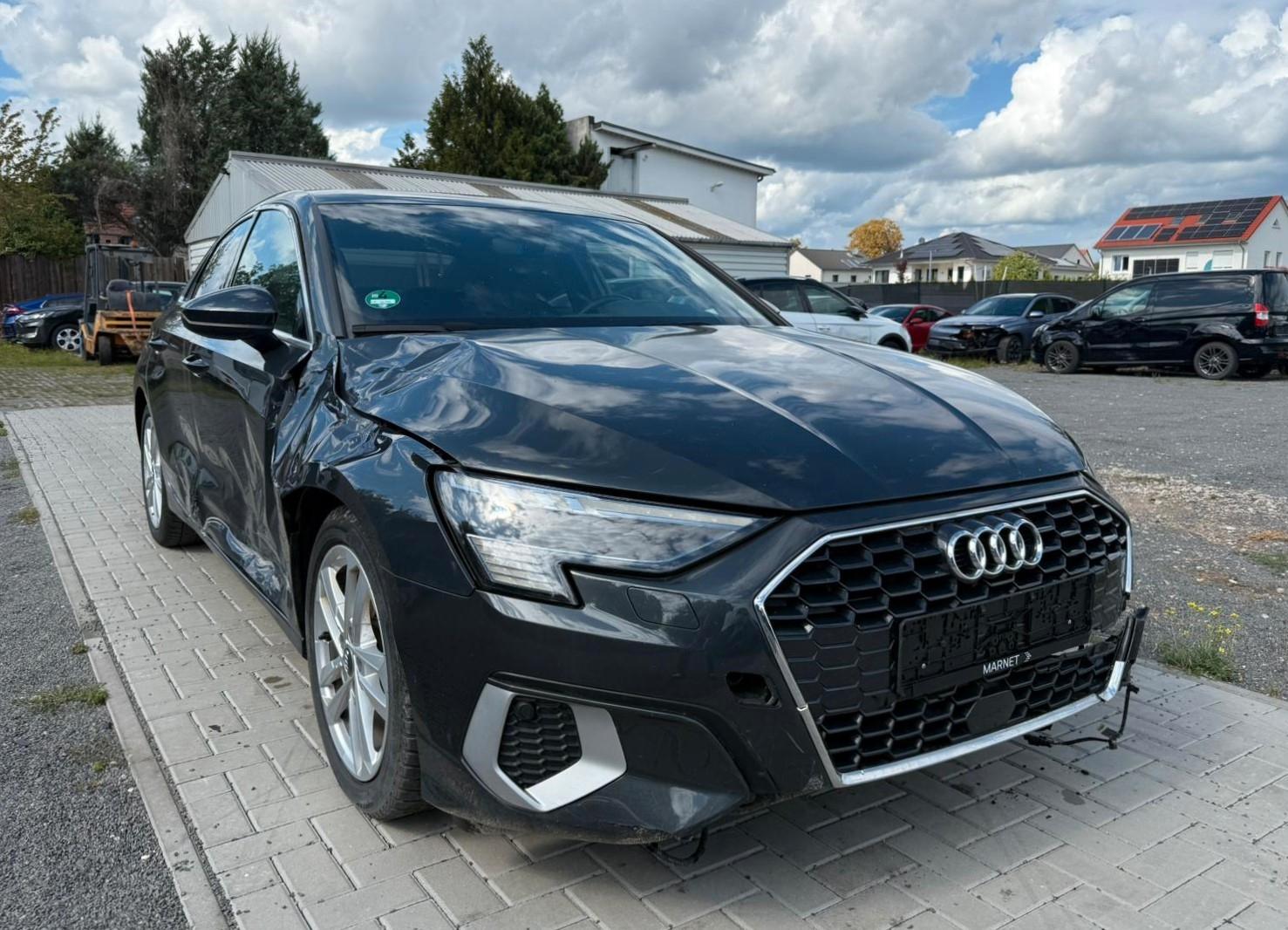 Audi A3 Limousine 35 TFSI S-Line edition one Kamera