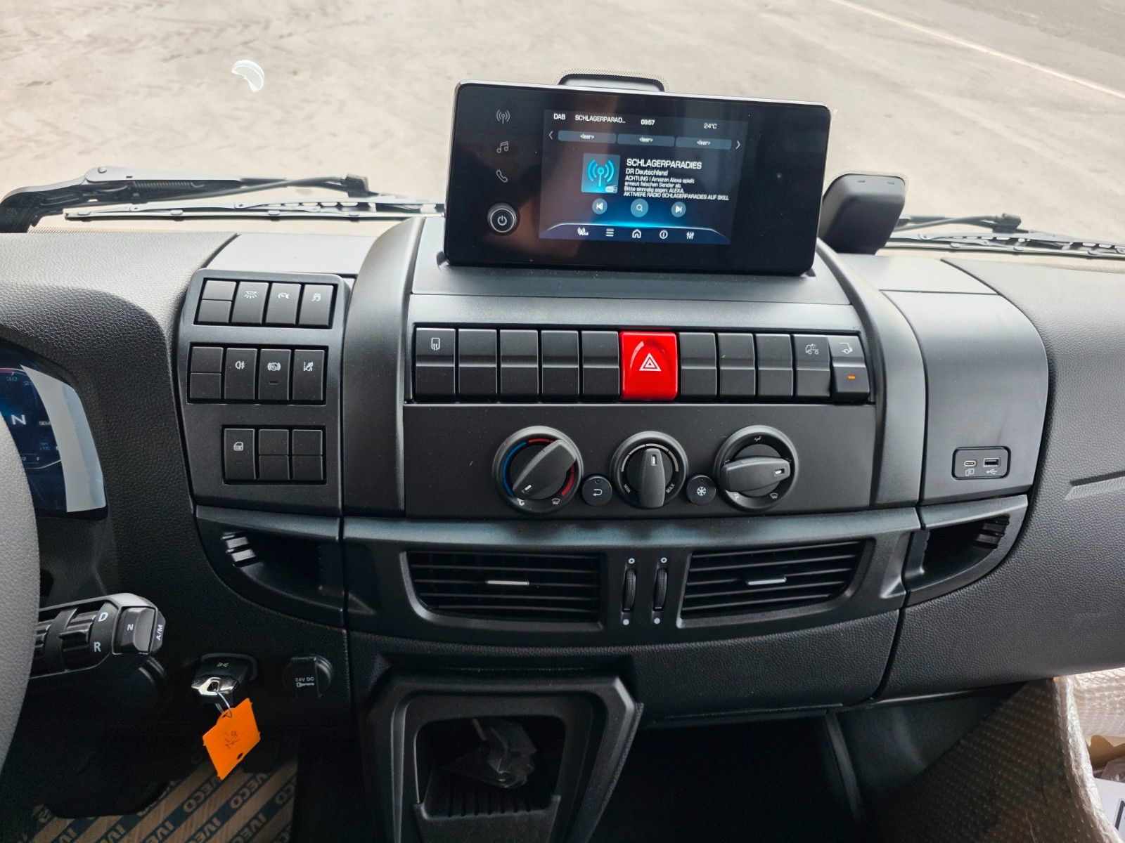 Fahrzeugabbildung Iveco Eurocargo ML75E19/P LBW 1.000kg 3 Sitze Klima