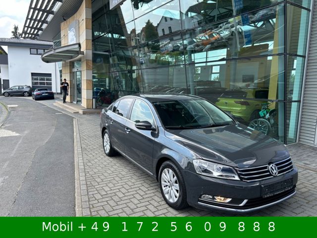 Volkswagen Passat Lim. Comfortline BlueMotion DSG