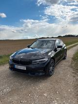 BMW 330e Sport Line | HUD | Laserlicht | CarPlay - BMW: Laserlicht