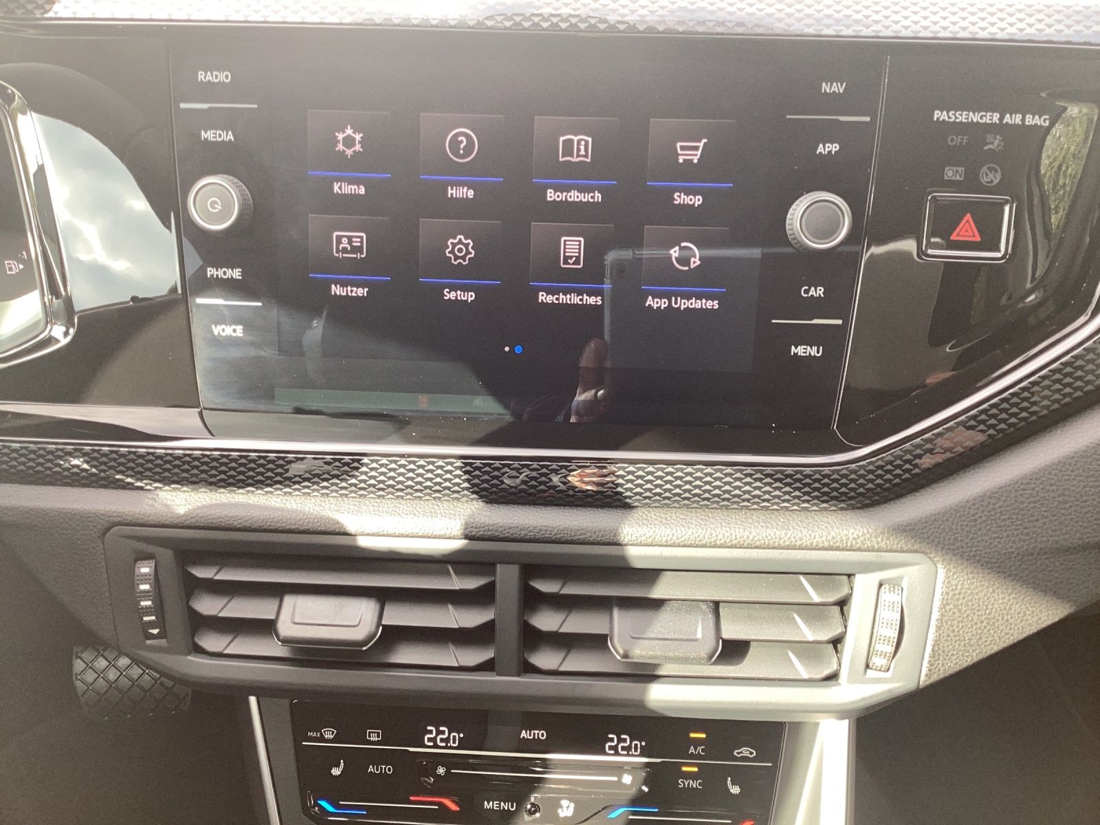 Fahrzeugabbildung Volkswagen Polo Life TSI DSG LED ACC SH RearView Climatroni