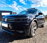 Volkswagen Tiguan R-Line Highline 4Motion | JAYKS Sound - Volkswagen Tiguan mit Benzin-Antrieb: Schwarz, Head-Up Display