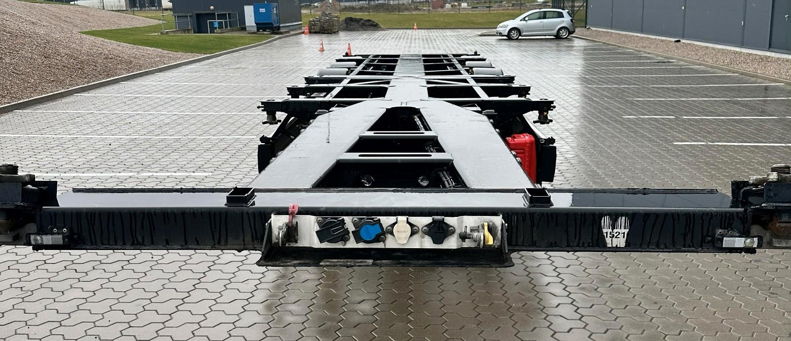 Krone SDC 27 eLTU50 container chassis semi-trailer