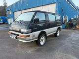 Mitsubishi L300 4x4 benzin 2.4 , manual, 8 seats - Mitsubishi aus 1993