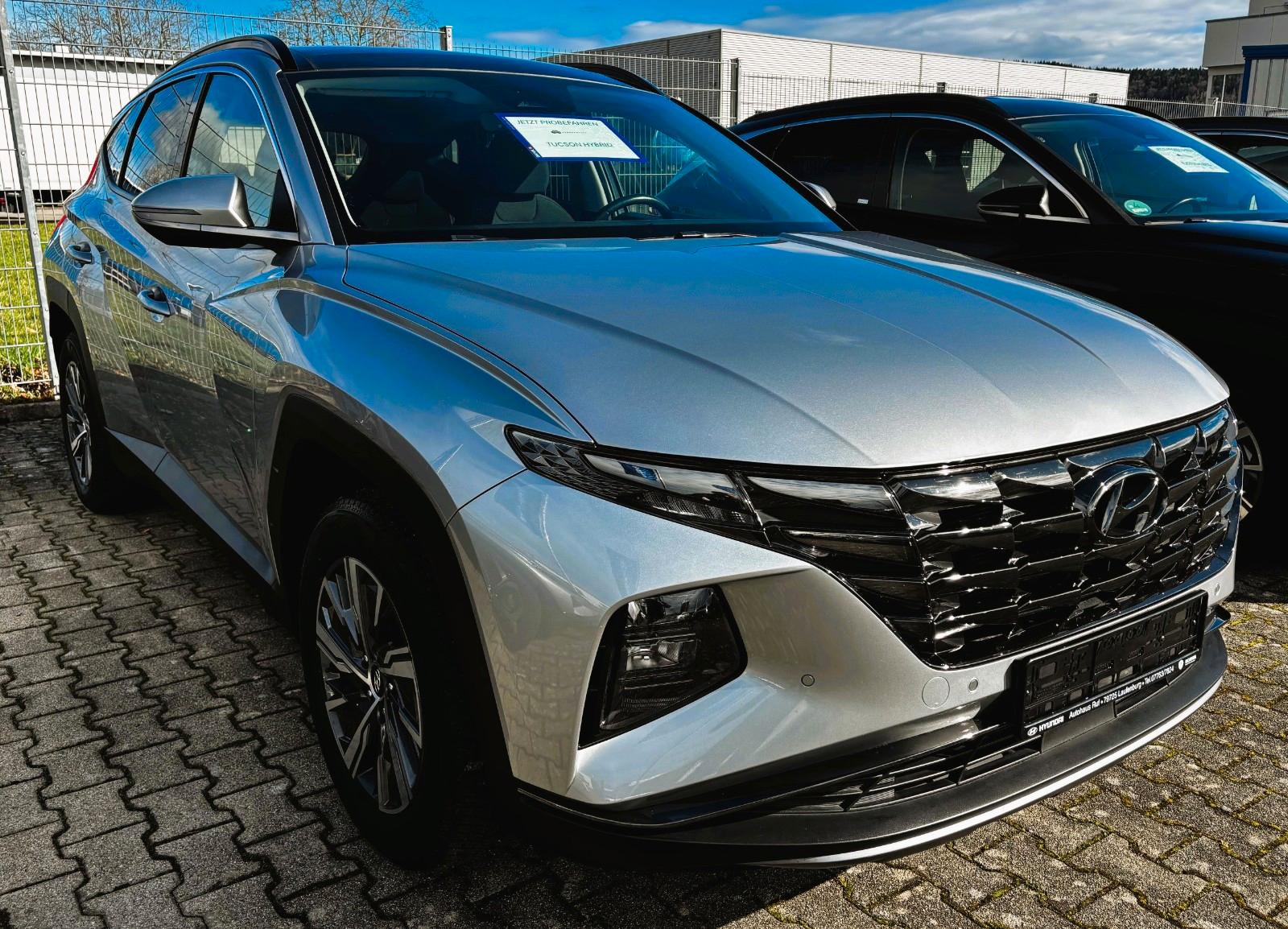 Hyundai Tucson Trend Hybrid 2WD