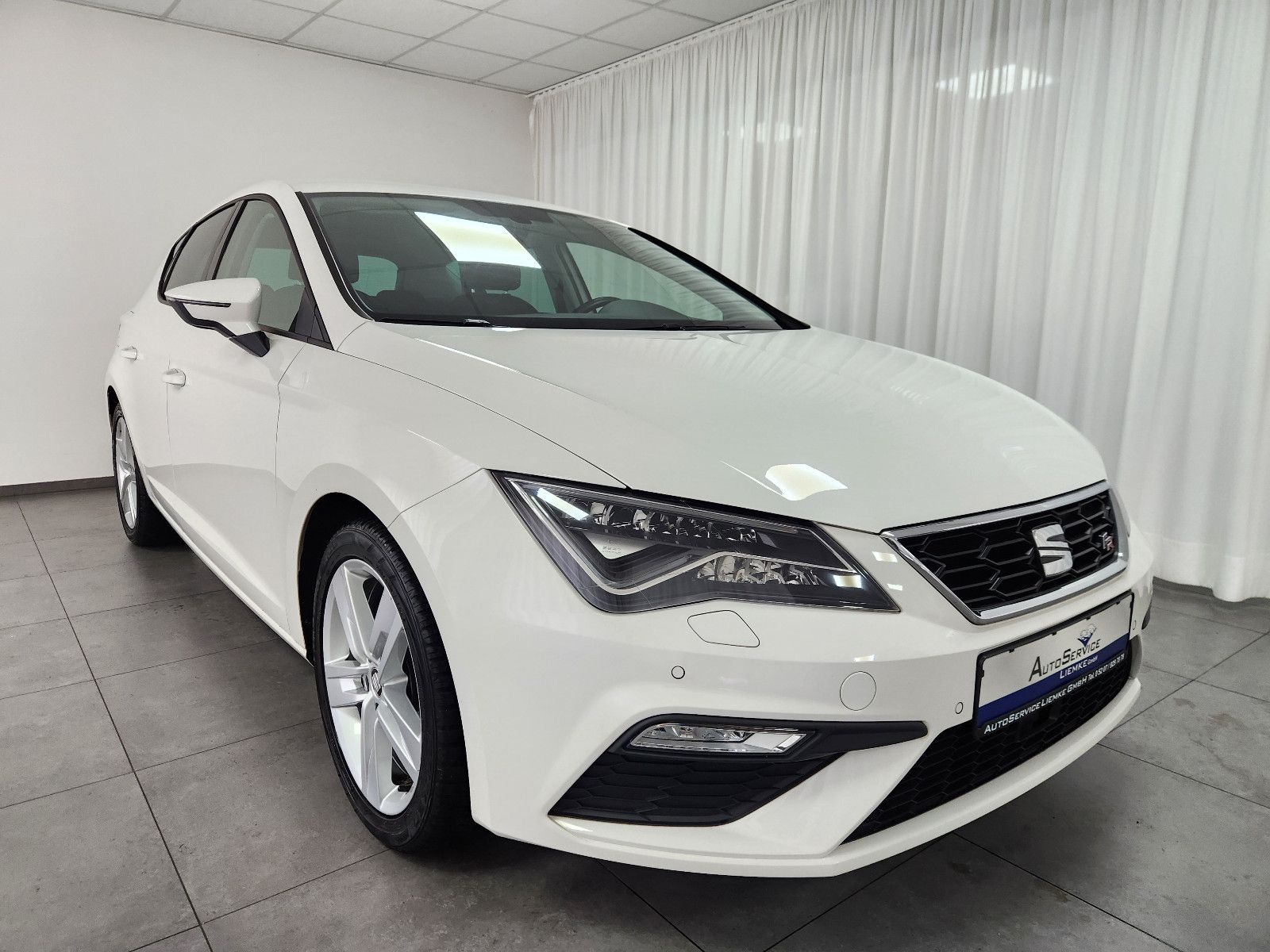 SEAT Leon FR 1.5 131PS NAVI TEL SHZ LED M&amp;S CarPlay