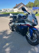 BMW S1000RR - BMW MOTORRAD R100R