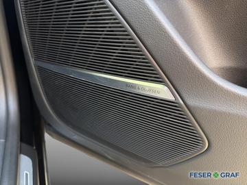 2025 AUDI RSQ8 缩略图 12