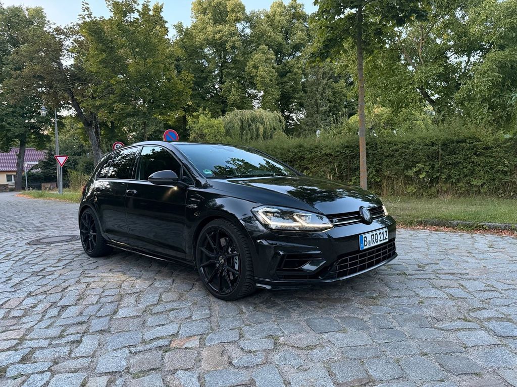 Image of Volkswagen Golf