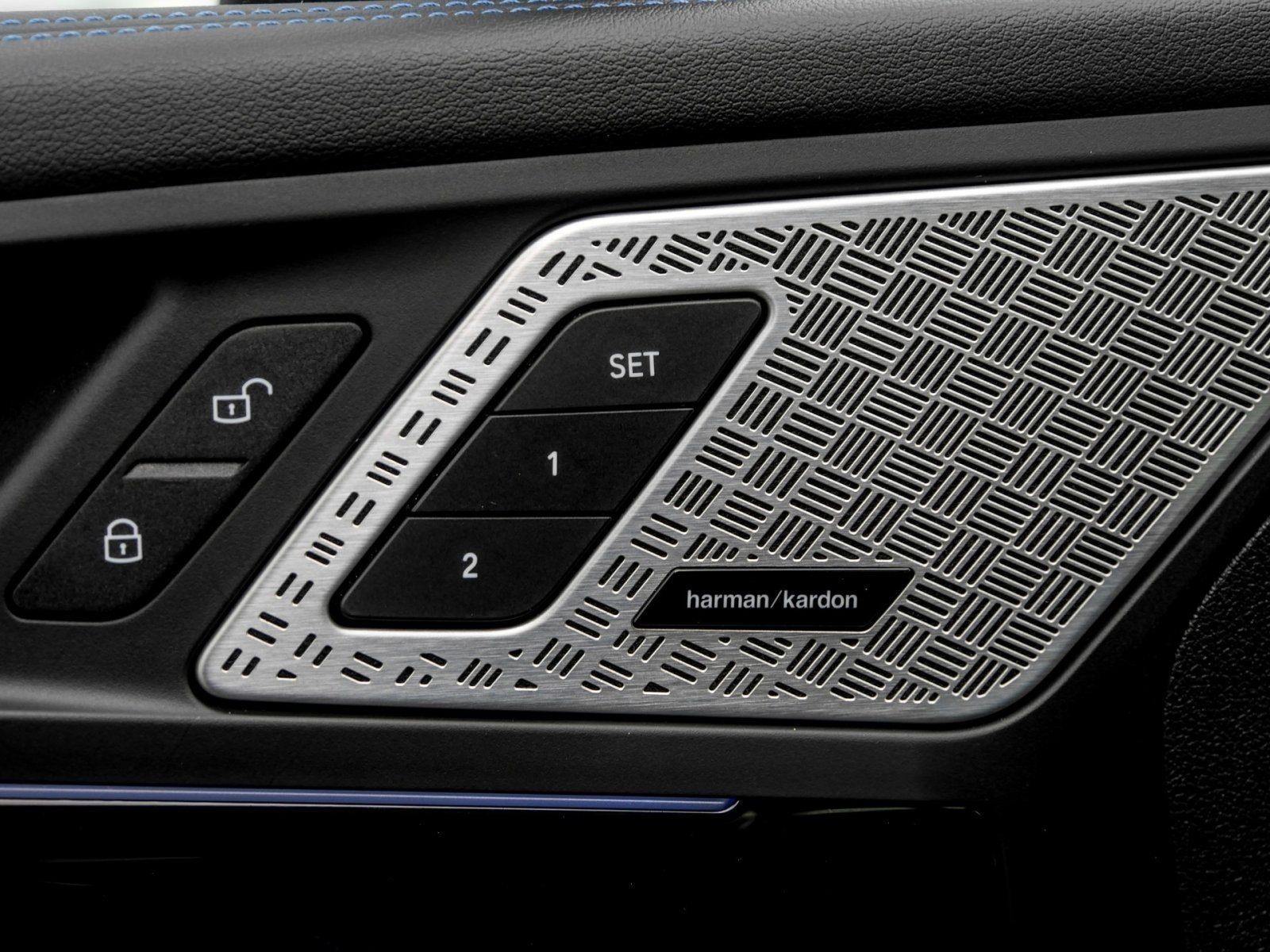BMW 223 Active Tourer - Bild 12