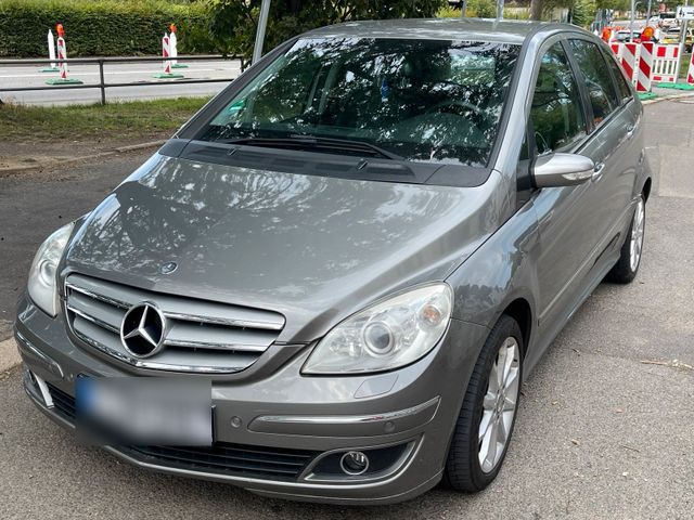 Mercedes-Benz B 180 B -Klasse B200