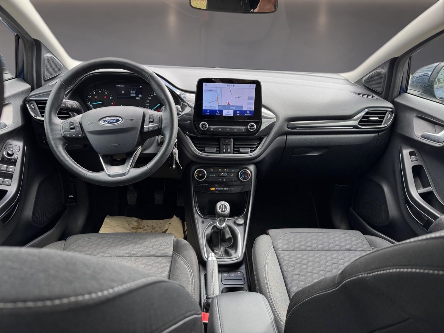 Fahrzeugabbildung Ford Puma Titanium, Winterpaket, schwarze Alus,Navi,N
