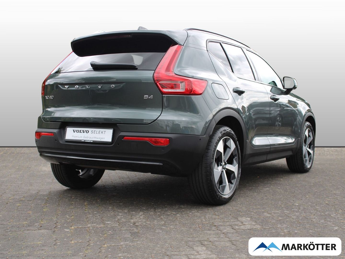 Volvo XC40 B4 Plus Dark Pixel-LED/360/H&K/LHZ/FSHZ/19' foto 4