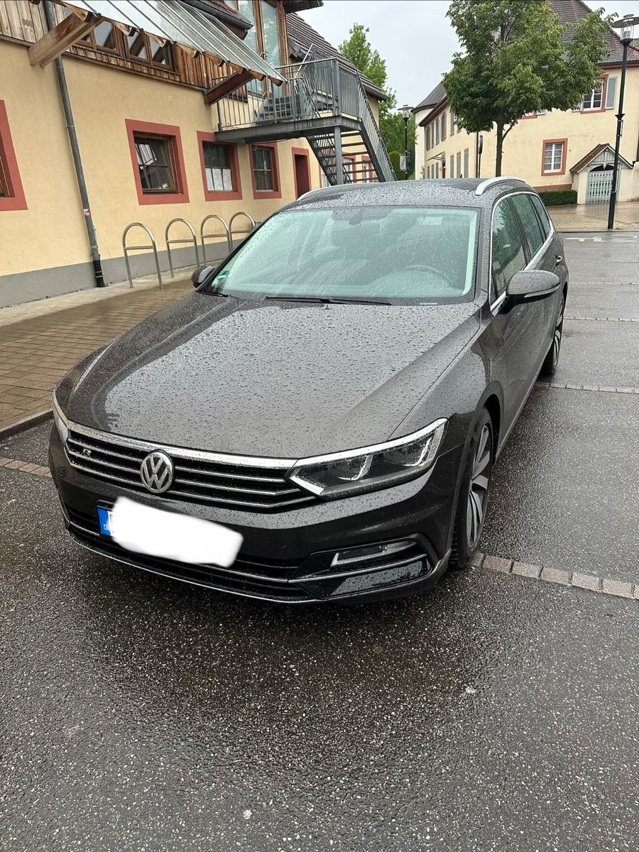 VW Passat Variant