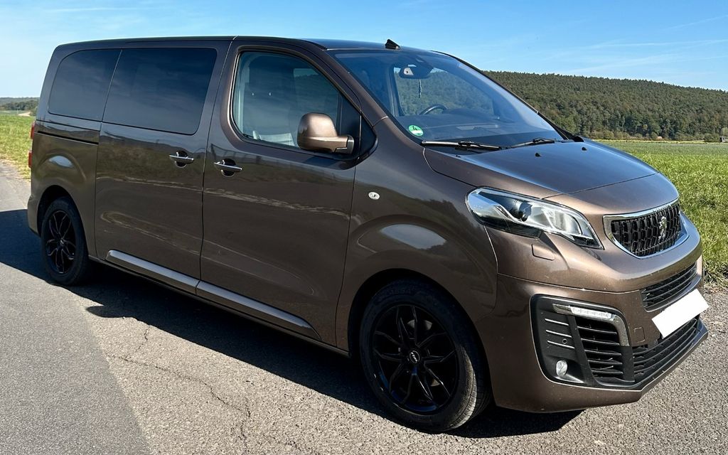 Image of Peugeot Traveller
