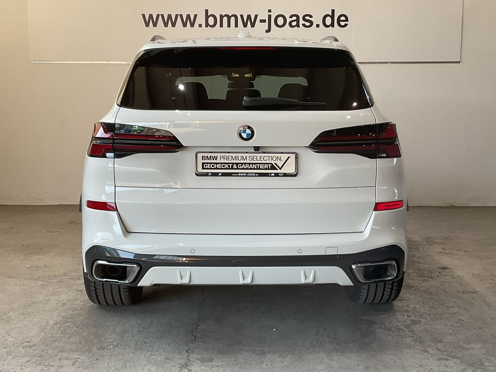 Fahrzeugeinzelansicht 17 Fahrzeugabbildung BMW X5 xDrive30d M Sportpaket Gestiksteuerung DAB Ko