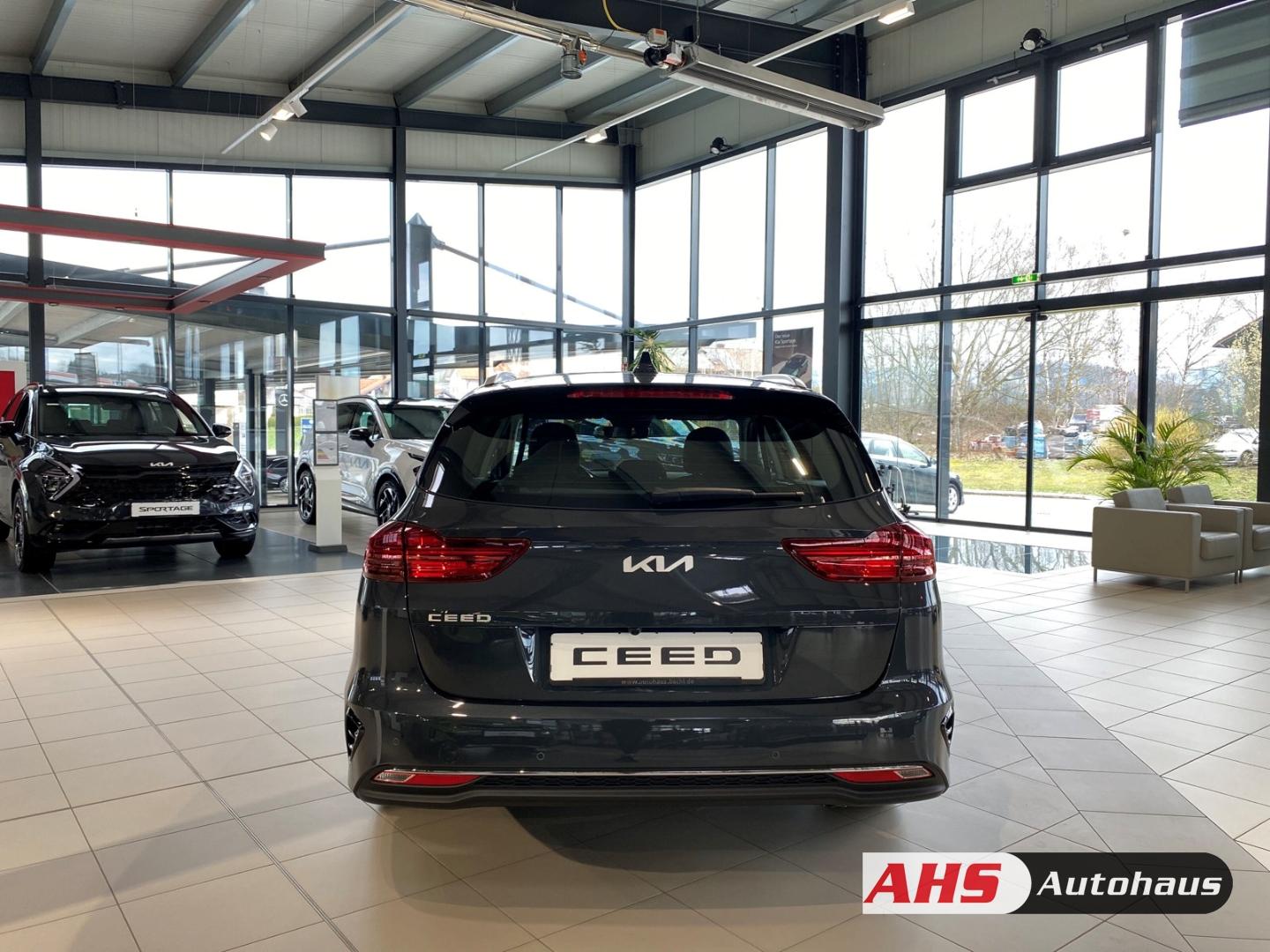 Kia Ceed_sw Sportswagon Vision 1.6 CRDi Mild Hybrid 