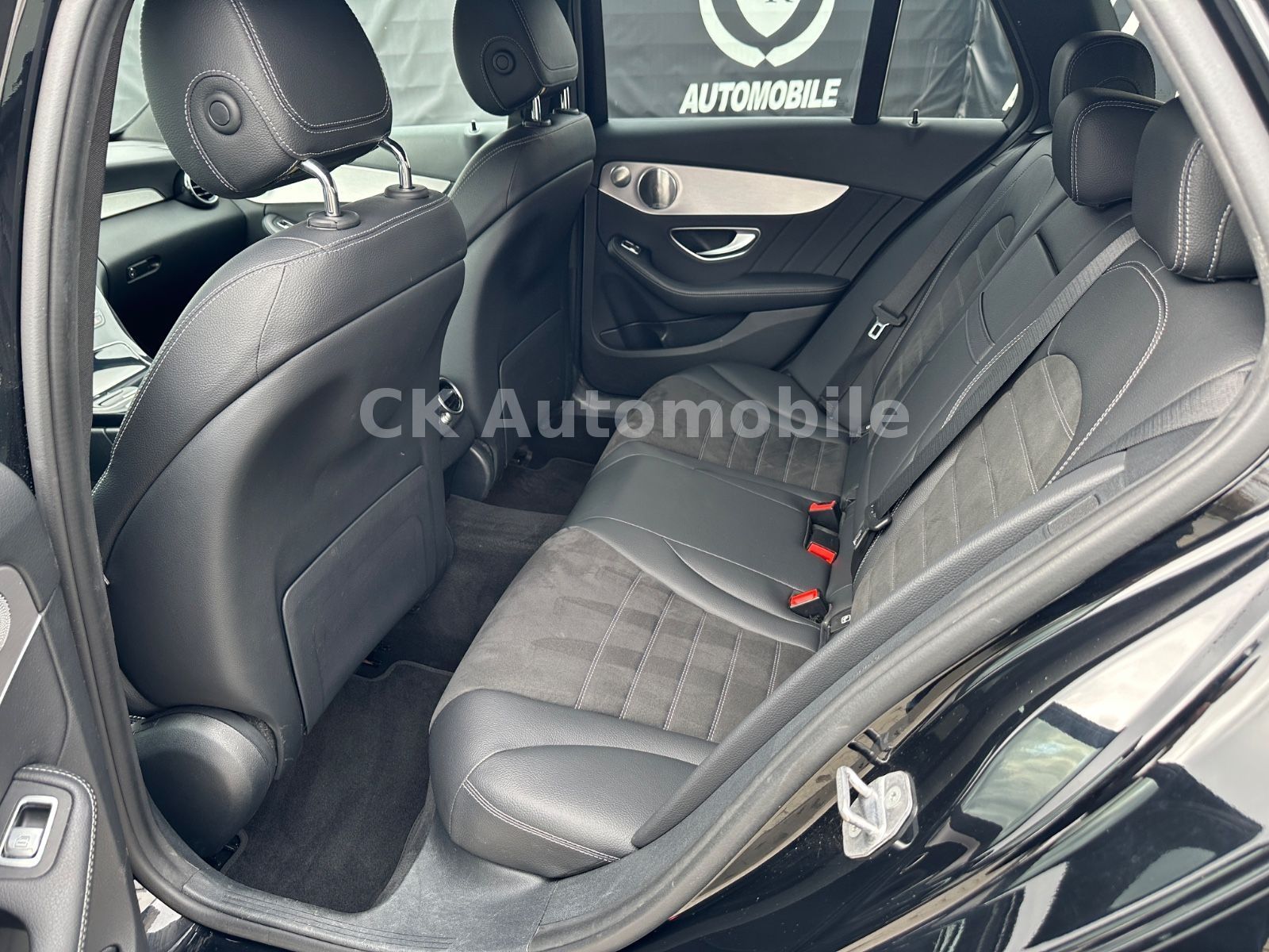 Fahrzeugabbildung Mercedes-Benz C 220d T  4Matic AMG-Line/Navi/LED/Kam/