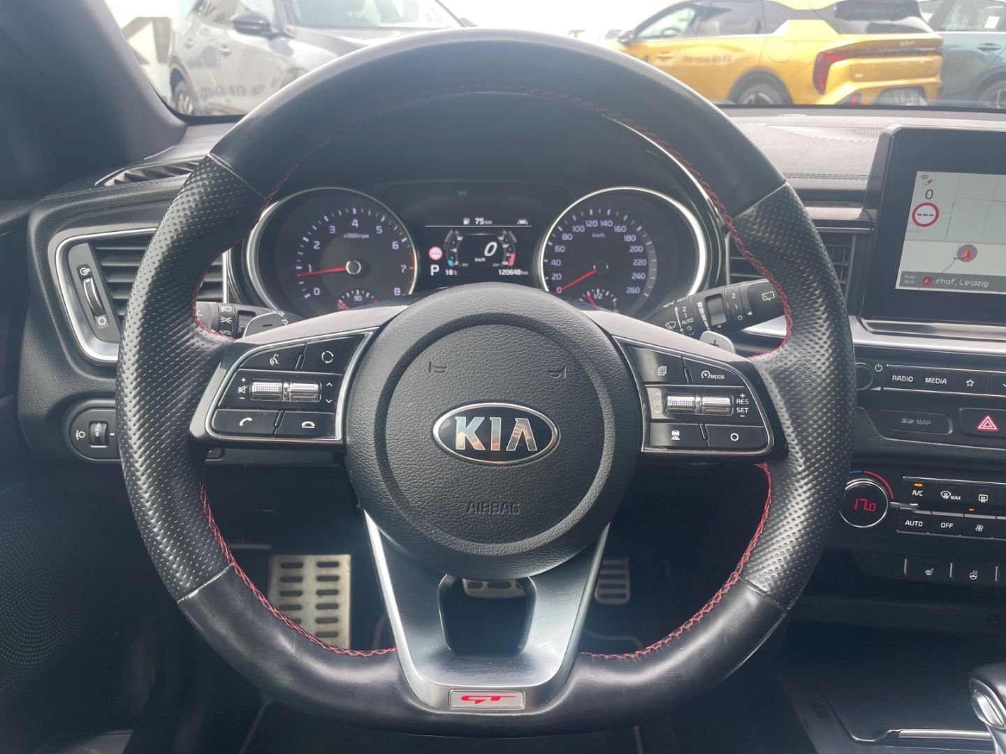Fahrzeugabbildung Kia ProCeed GT heizb WSS totWinkAss LED Kamera
