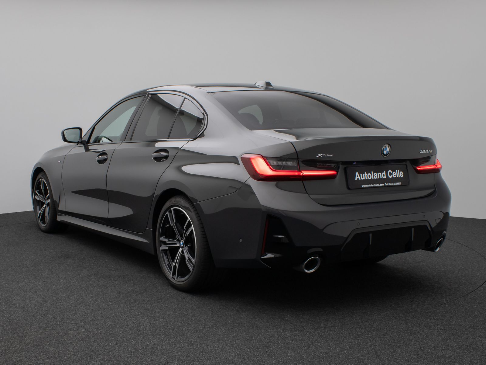 Fahrzeugabbildung BMW 320d  xD M Sport Kamera DAB HiFi Stop&Go Komfort