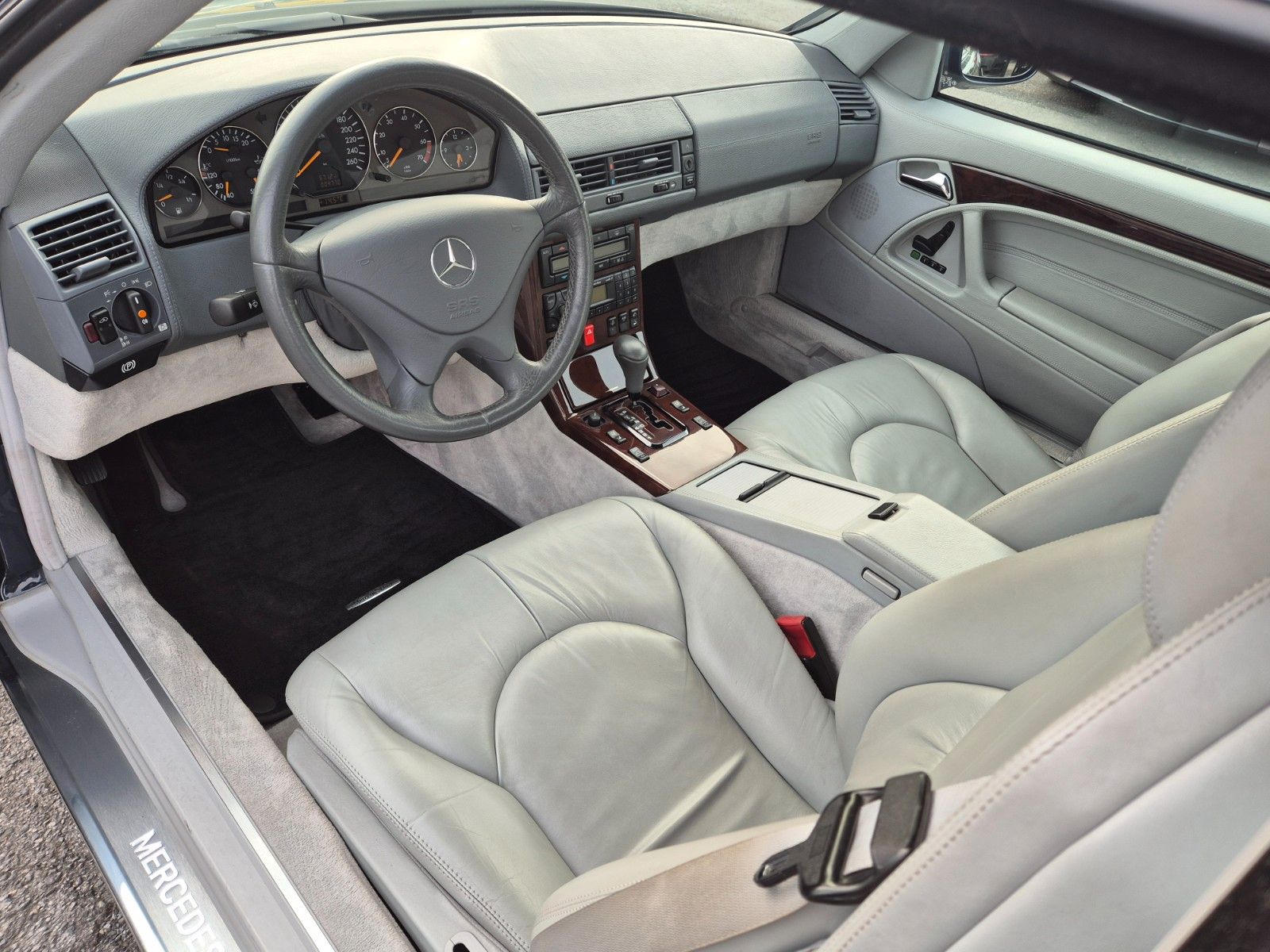 Fahrzeugabbildung Mercedes-Benz SL 320/Originale 4.480 km!/Ausnahmefahrzeug