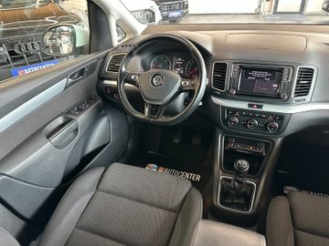 Volkswagen Sharan *Comfortline*7-Sitzer*TEMPO*NAVI*PDC*
