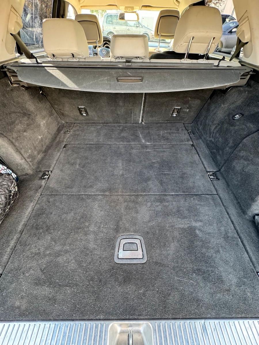 Mercedes-Benz E220 2012 — photo 15