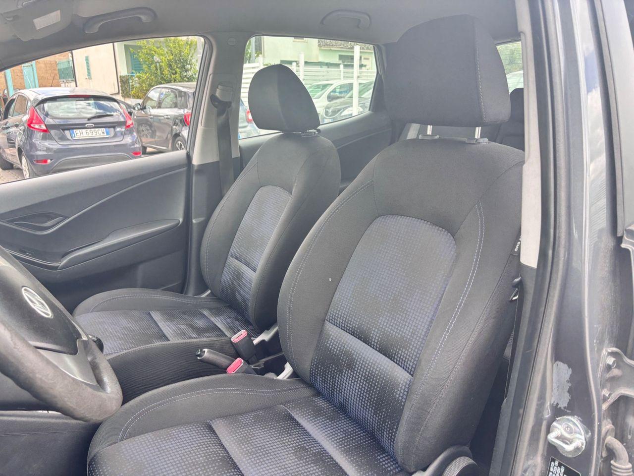 Hyundai ix20 2011 — photo 5
