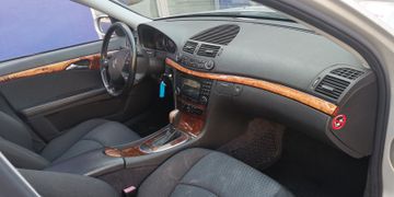 Mercedes E 220 - 8