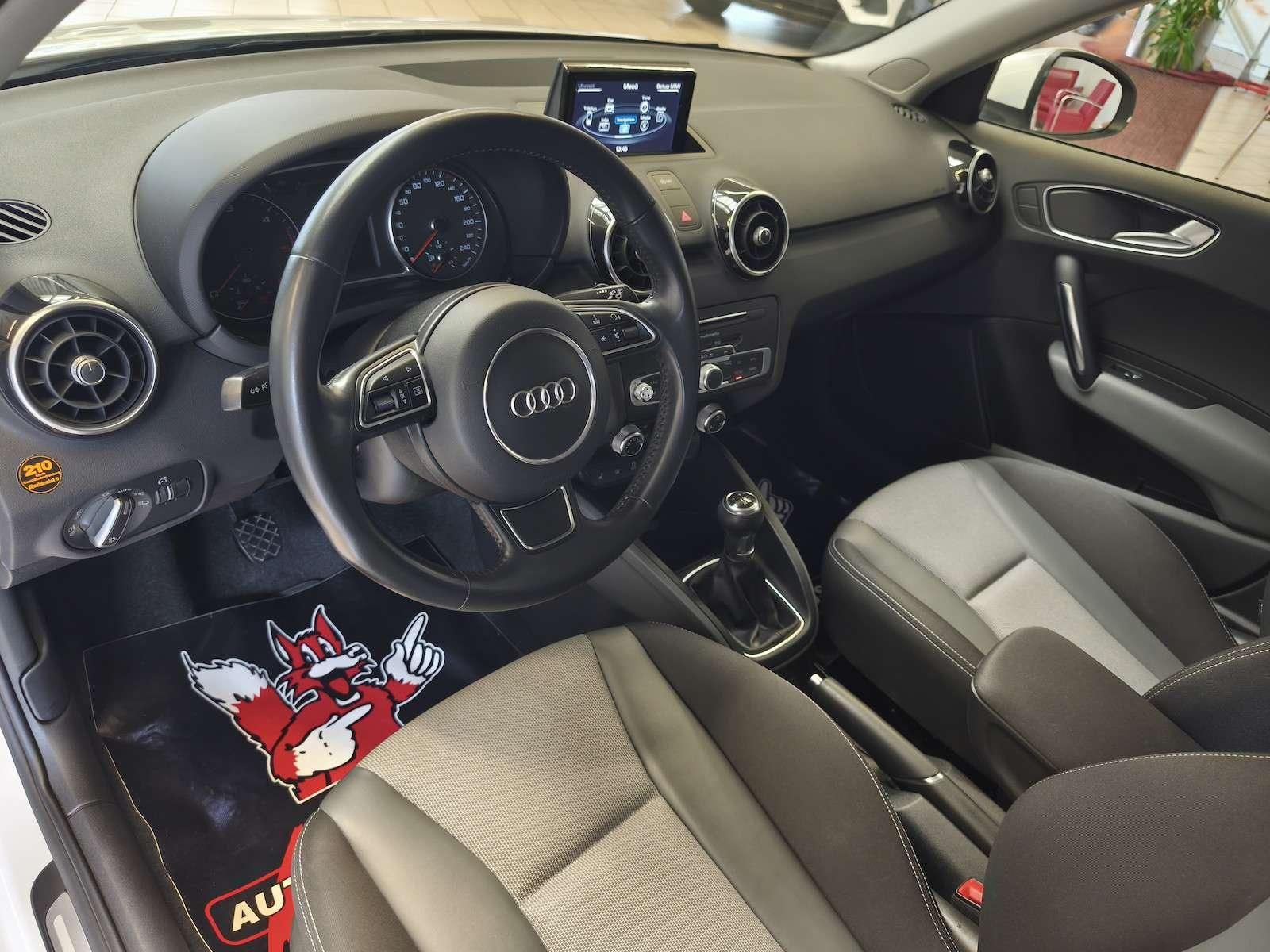 Fahrzeugabbildung Audi A1 1.6 TDI Sport/Xenon/MMI/Teilleder/17´´ 85 ...