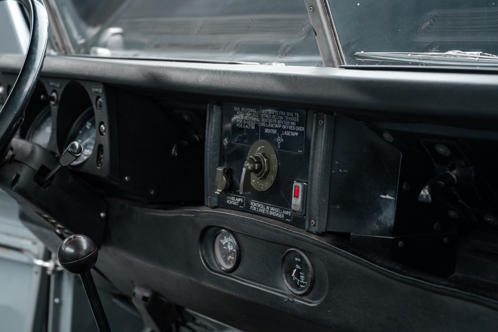 Fahrzeugabbildung Land Rover Serie III 109 LWB/MILITÄRAUSFÜHRUNG/RESTAURIERT