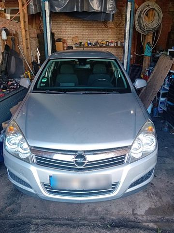 Opel 0pel astra H 1.7