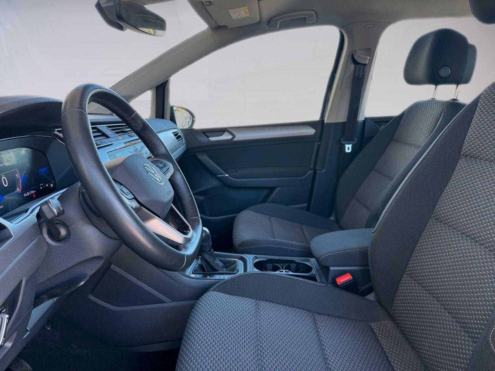 Fahrzeugabbildung Volkswagen Touran Comfortline 2.0 TDI