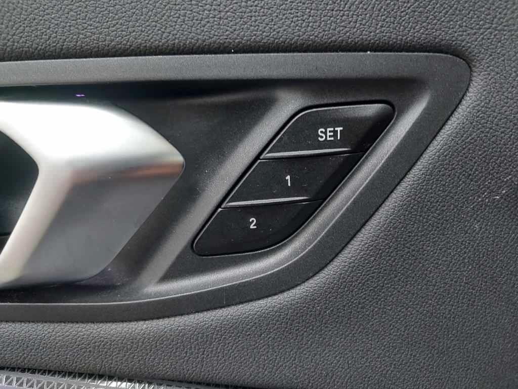 BMW 218 Gran Coupé 218i Gran Coupé M Sport ACC PANO H/K Memory, миниатюра 11