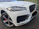 Jaguar F-Pace 30d AWD 300 SPORT Automatik 300 SPORT - Jaguar F-Pace 30d Gebrauchtwagen