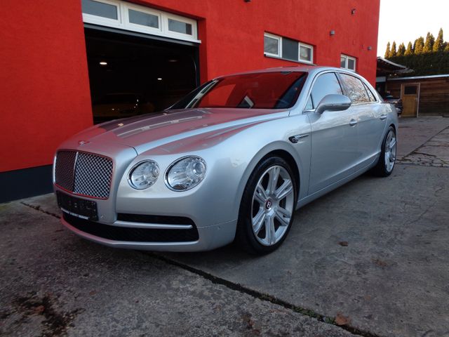 Bentley Flying Spur 4.0 V8 NAVI XENON SHZ GLASDACH