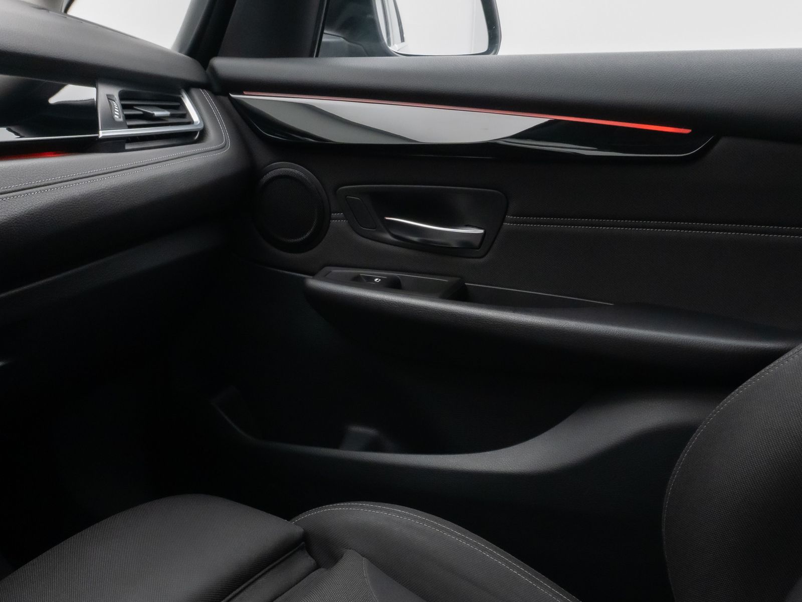 Fahrzeugabbildung BMW 218 Gran Tourer SportLine Parkassist Navi AHK