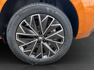 Skoda Kamiq 1.0 TSI Tour *2xPDC*ACC*CAM*MATRIX*NAV*SHZ
