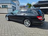 Mercedes-Benz C 320 C -Klasse T-Modell C 320 T CDI - Mercedes-Benz C 320 aus 2009