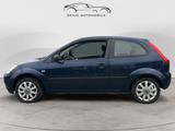 Ford Fiesta Futura*Automatik*Behindertengerecht* - Ford Fiesta Futura mit Benzin-Antrieb