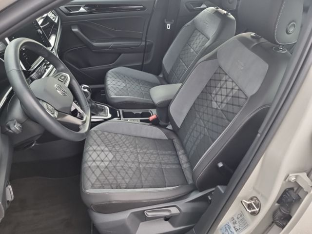 Fahrzeugabbildung Volkswagen T-Roc 1.0 TSI R-LINE LED-PLUS SHZ APP-CONNECT AC