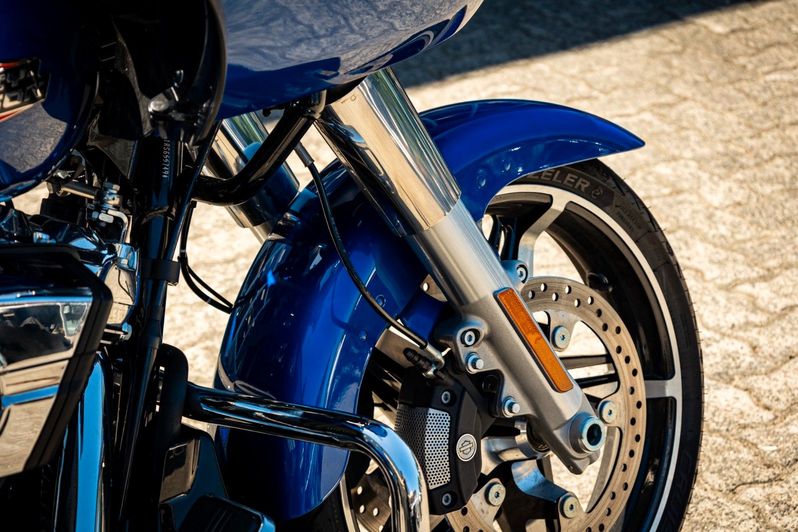 Fahrzeugabbildung Harley-Davidson ROAD GLIDE FLTRX 117 cui - Jekill & Hyde -