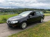 Volkswagen Passat Variant Trendline Automatik 2.0TDI - aus 2009: Kombi