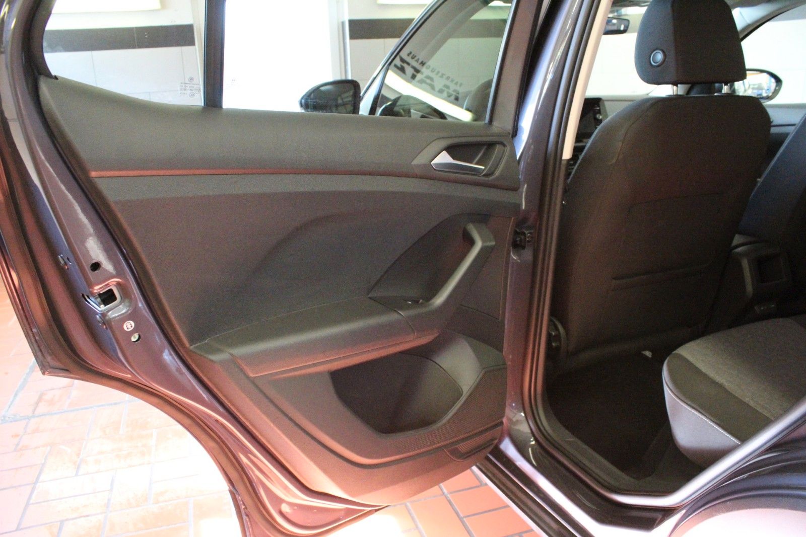 Fahrzeugabbildung Volkswagen T-Cross 1.0 TSI DSG *Sitzhzg*Kamera*