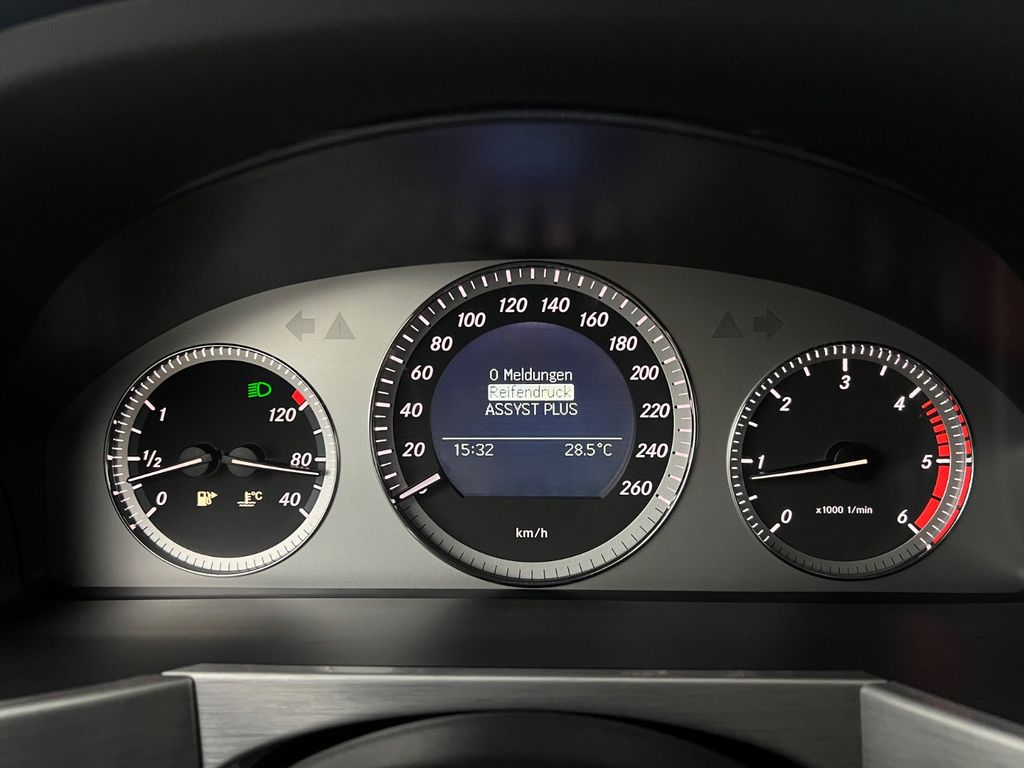 MERCEDES-BENZ GLK 220 CDI / NUR 88.tKM / RENTNER / GARANTIE MERCEDES-BENZ GLK 220 CDI / NUR 88.tKM / RENTNER / GARANTIE
