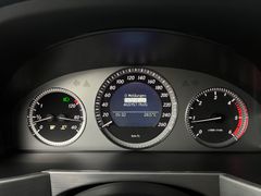 MERCEDES-BENZ GLK 220 CDI / NUR 88.tKM / RENTNER / GARANTIE MERCEDES-BENZ GLK 220 CDI / NUR 88.tKM / RENTNER / GARANTIE