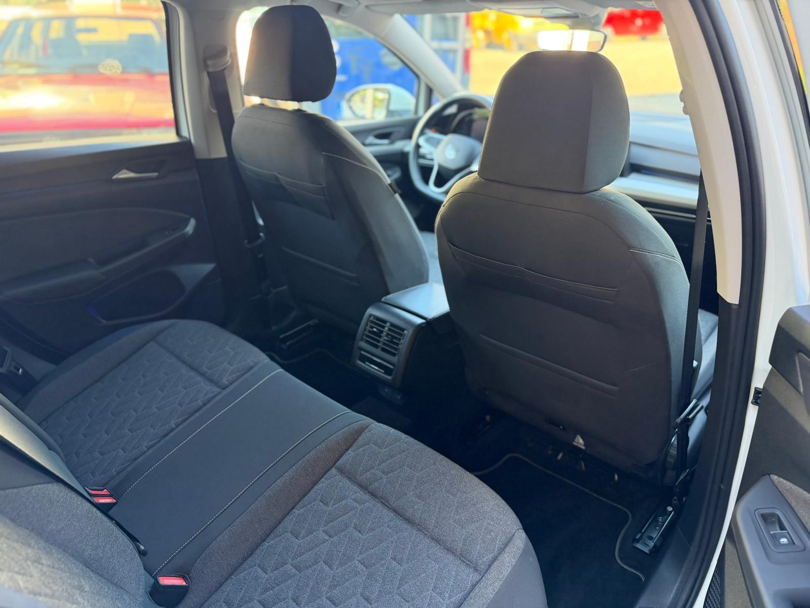 Volkswagen Golf VIII 1.0 TSI MOVE *RFK*SHZ*AppConnect*, миниатюра 5