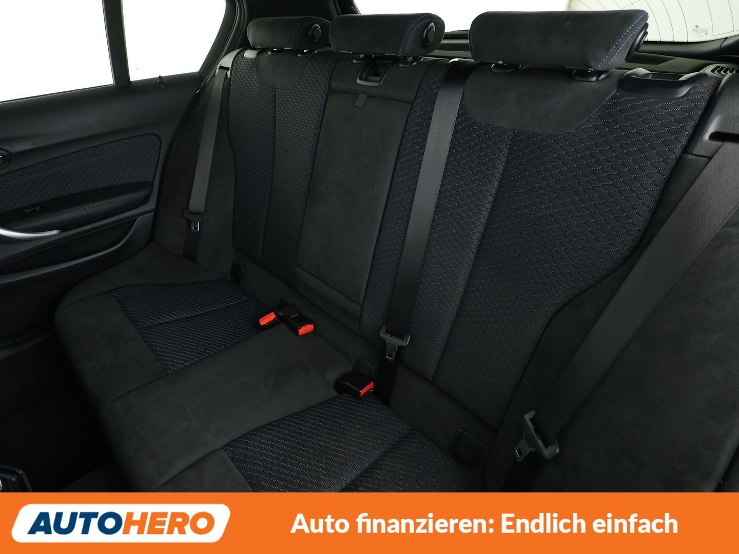 BMW 120i Edition M Sport Shadow Aut NAVI LED TEMPO P foto 14
